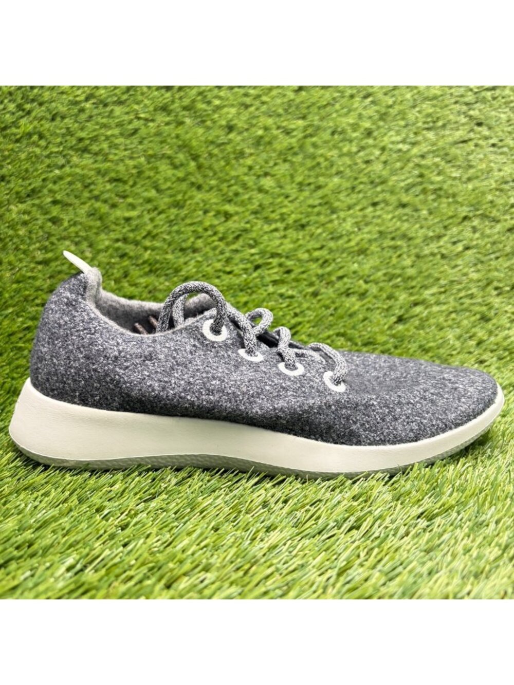 Allbirds Wool Runners Womens Size 8 Gray White Athletic Running Shoes Sneakers
